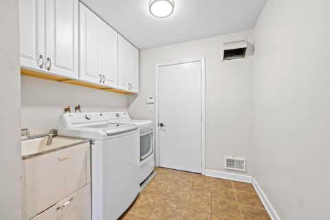 Tiny photo for 1695 Overland Trail, Deerfield, IL 60015 (MLS # 12585391)