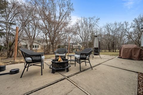 Tiny photo for 1695 Overland Trail, Deerfield, IL 60015 (MLS # 12585391)