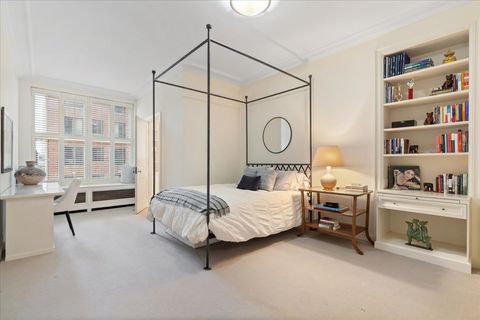 Tiny photo for 199 E Lake Shore Drive #4W, Chicago, IL 60611 (MLS # 12602342)