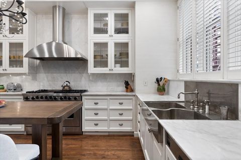 Tiny photo for 199 E Lake Shore Drive #4W, Chicago, IL 60611 (MLS # 12602342)