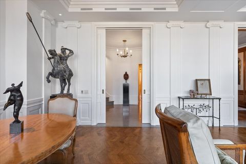 Tiny photo for 199 E Lake Shore Drive #4W, Chicago, IL 60611 (MLS # 12602342)