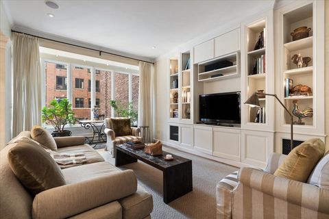 Tiny photo for 199 E Lake Shore Drive #4W, Chicago, IL 60611 (MLS # 12602342)