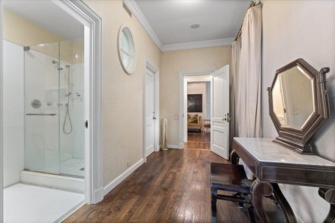 Tiny photo for 199 E Lake Shore Drive #4W, Chicago, IL 60611 (MLS # 12602342)