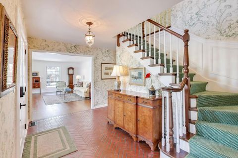 Tiny photo for 2154 Northgate Road, Northfield, IL 60093 (MLS # 12554191)