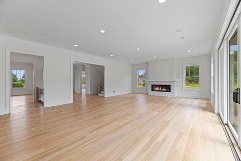 Tiny photo for 106 Brookwood Lane, Lincolnshire, IL 60069 (MLS # 12390657)