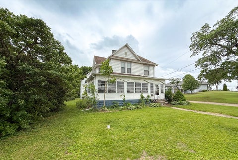Photo of 308 E 2nd Street, Rock Falls, IL 61071 (MLS # 12647129)