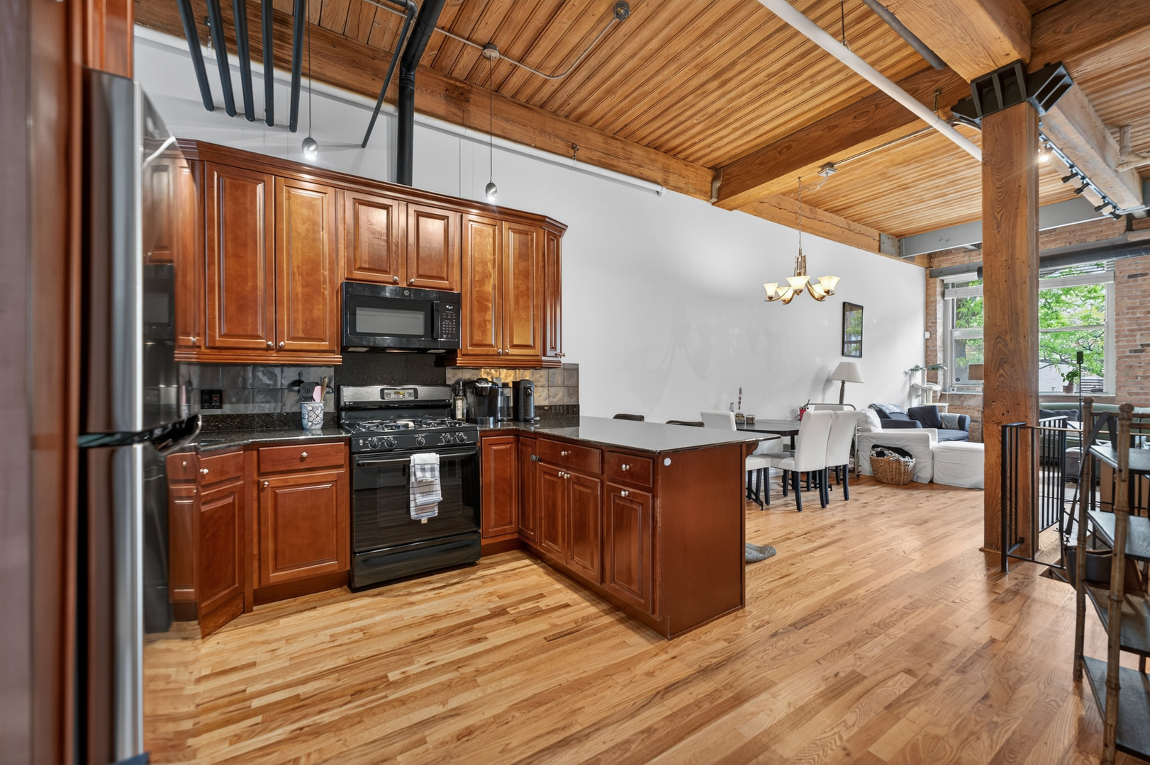 1701 N Damen Avenue 105
