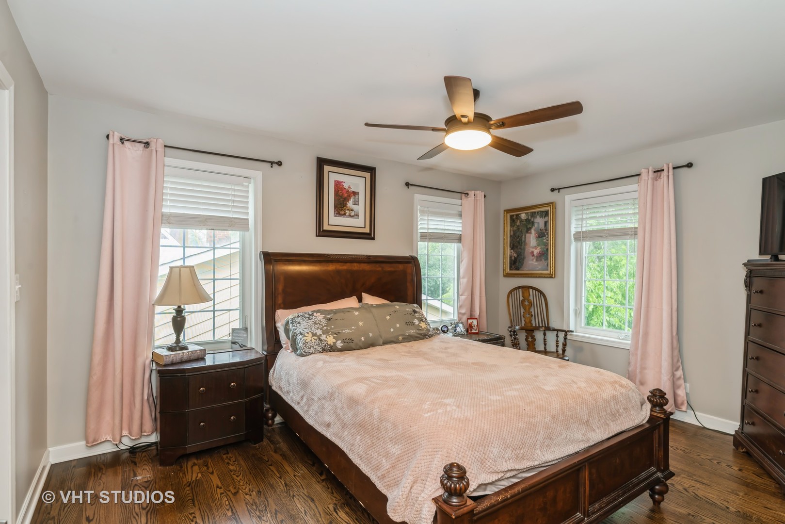 Deerfield, Illinois 60015, United States, 4 Bedrooms Bedrooms, ,2 BathroomsBathrooms,Residential,Active,167552