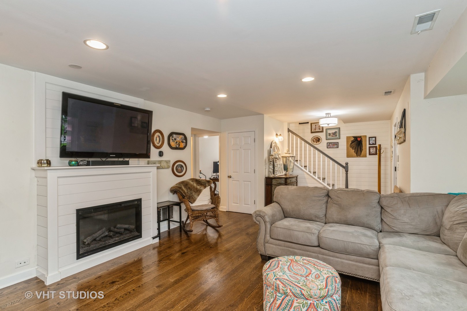 Deerfield, Illinois 60015, United States, 4 Bedrooms Bedrooms, ,2 BathroomsBathrooms,Residential,Active,167552