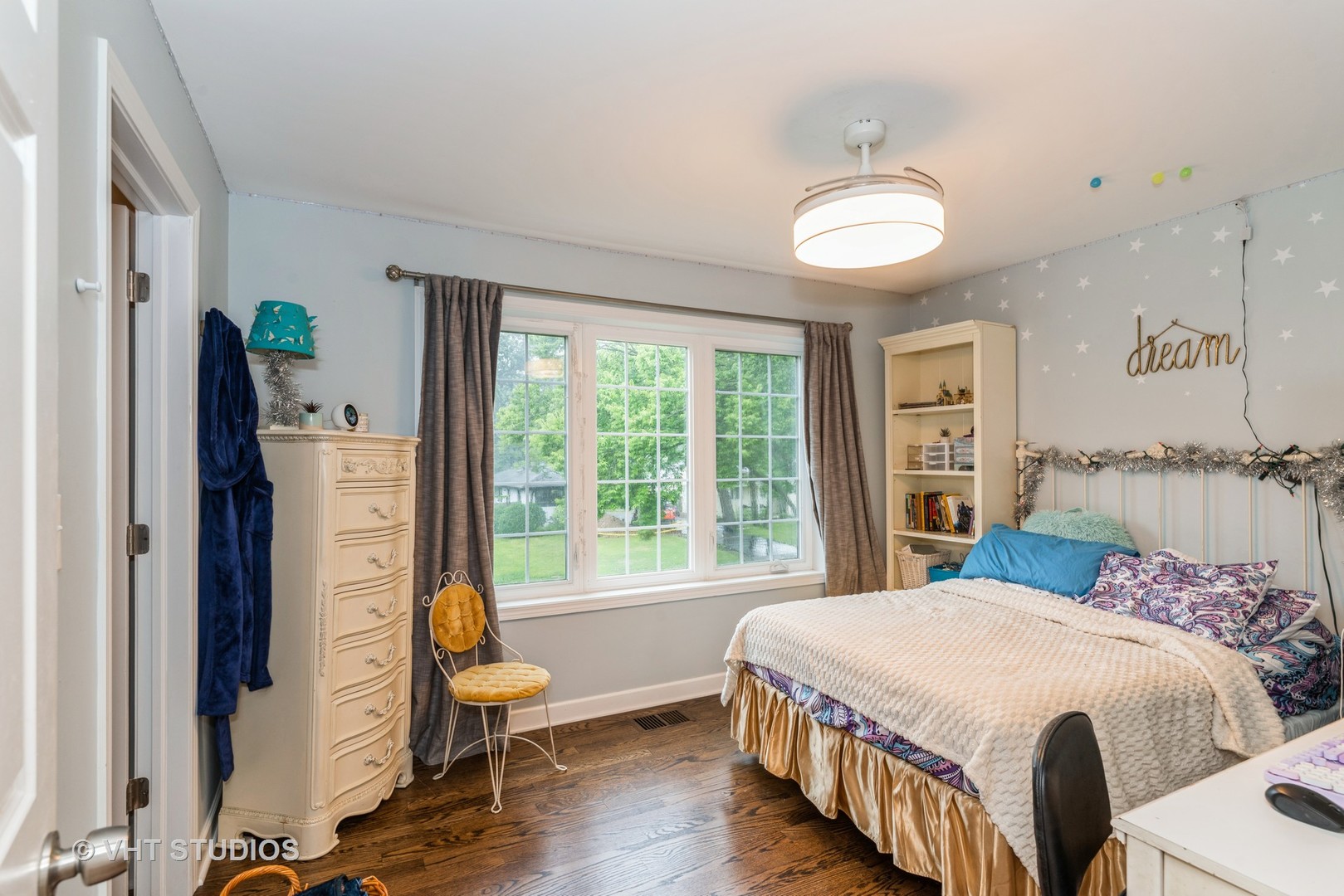 Deerfield, Illinois 60015, United States, 4 Bedrooms Bedrooms, ,2 BathroomsBathrooms,Residential,Active,167552