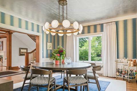 Tiny photo for 320 Melrose Avenue, Kenilworth, IL 60043 (MLS # 12701287)
