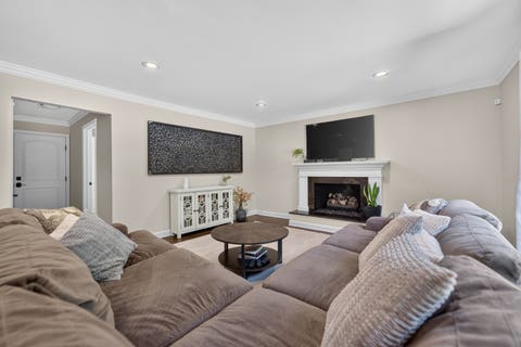 Tiny photo for 1206 Aberdeen Road, Inverness, IL 60067 (MLS # 12701996)