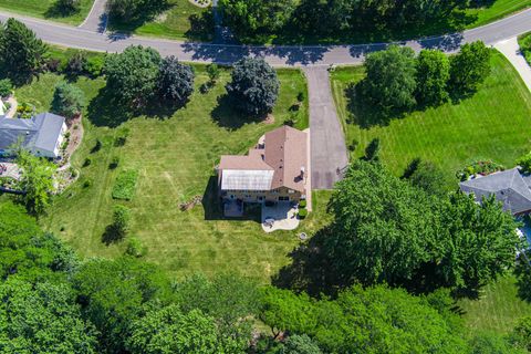 Tiny photo for 1206 Aberdeen Road, Inverness, IL 60067 (MLS # 12701996)