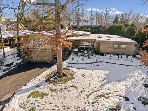 Tiny photo for 130 Rockgate Lane, Glencoe, IL 60022 (MLS # 12588901)