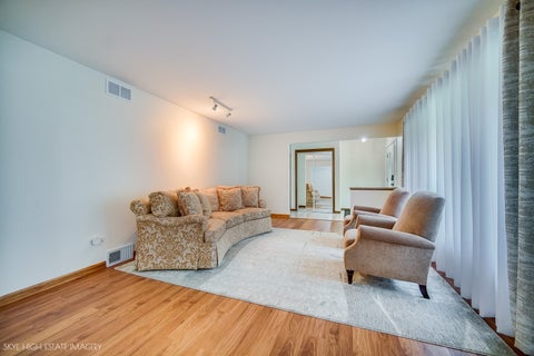 Tiny photo for 15306 Narcissus Court, Orland Park, IL 60462 (MLS # 12683075)