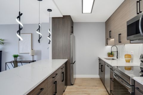 Tiny photo for 5455 N Sheridan Road #1811, Chicago, IL 60640 (MLS # 12461777)
