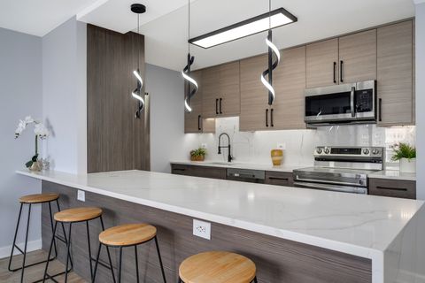 Tiny photo for 5455 N Sheridan Road #1811, Chicago, IL 60640 (MLS # 12461777)