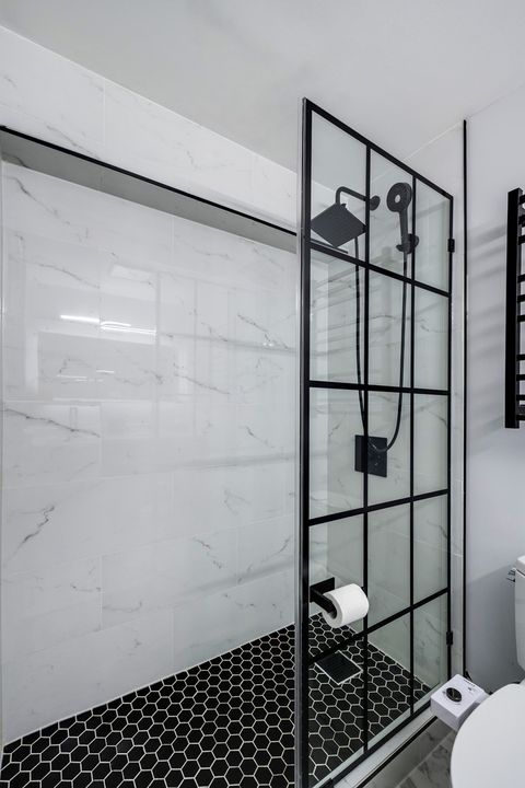 Tiny photo for 5455 N Sheridan Road #1811, Chicago, IL 60640 (MLS # 12461777)