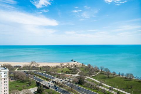 Tiny photo for 5455 N Sheridan Road #1811, Chicago, IL 60640 (MLS # 12461777)