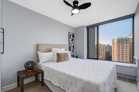 Tiny photo for 5455 N Sheridan Road #1811, Chicago, IL 60640 (MLS # 12461777)
