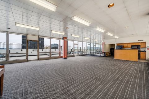 Tiny photo for 5455 N Sheridan Road #1811, Chicago, IL 60640 (MLS # 12461777)