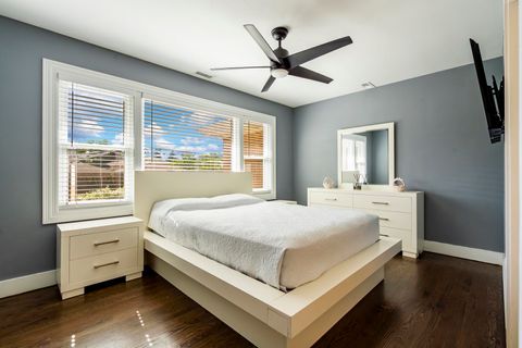Tiny photo for 6819 N Keystone Avenue, Lincolnwood, IL 60712 (MLS # 12684704)