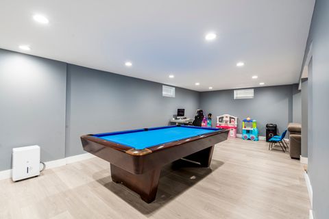 Tiny photo for 6819 N Keystone Avenue, Lincolnwood, IL 60712 (MLS # 12684704)