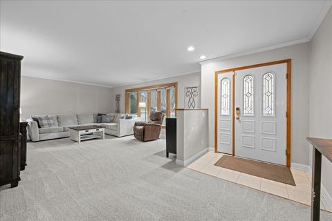 Tiny photo for 2S924 Shagbark Drive, Batavia, IL 60510 (MLS # 12544142)