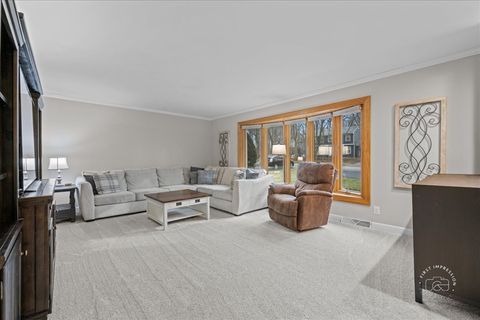 Tiny photo for 2S924 Shagbark Drive, Batavia, IL 60510 (MLS # 12544142)