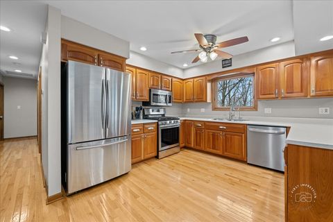 Tiny photo for 2S924 Shagbark Drive, Batavia, IL 60510 (MLS # 12544142)