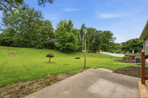 Tiny photo for 1721 E 42nd Court, Davenport, IA 52807 (MLS # 12713799)