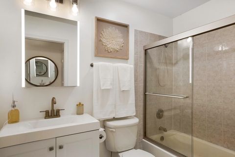 Tiny photo for 136 Brookwood Court, Vernon Hills, IL 60061 (MLS # 12610168)