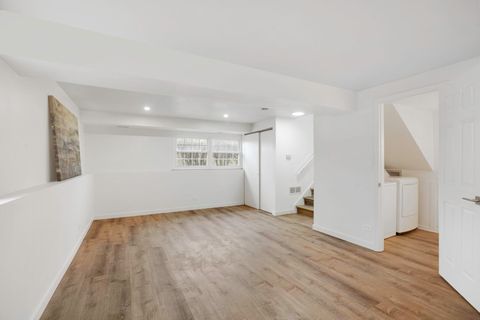 Tiny photo for 136 Brookwood Court, Vernon Hills, IL 60061 (MLS # 12610168)
