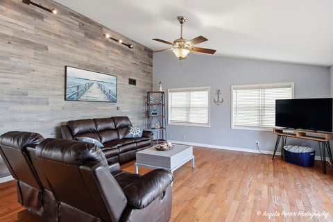 Tiny photo for 4813 Wildwood Drive, McHenry, IL 60051 (MLS # 12753691)