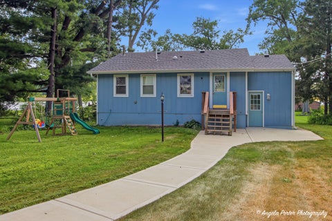 Tiny photo for 4813 Wildwood Drive, McHenry, IL 60051 (MLS # 12753691)