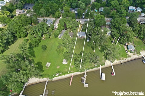 Tiny photo for 4813 Wildwood Drive, McHenry, IL 60051 (MLS # 12753691)