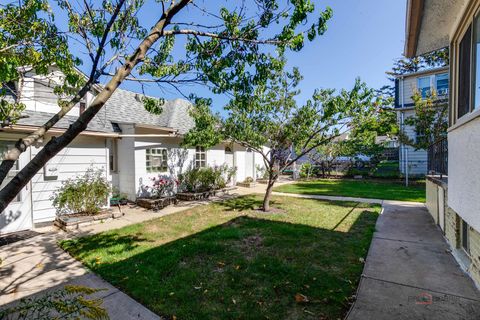 Tiny photo for 228 Llewellyn Avenue, Highwood, IL 60040 (MLS # 12458462)