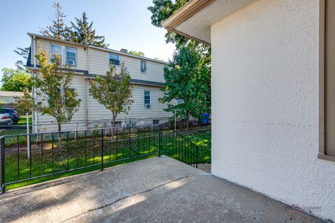 Tiny photo for 228 Llewellyn Avenue, Highwood, IL 60040 (MLS # 12458462)