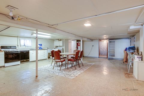 Tiny photo for 228 Llewellyn Avenue, Highwood, IL 60040 (MLS # 12458462)