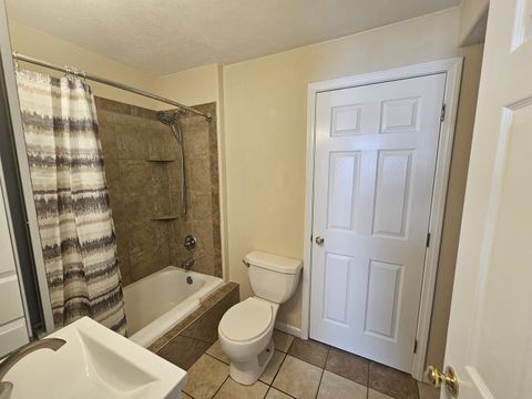 Tiny photo for 1033 S 17th, Mt Vernon, IL 62864 (MLS # 12592782)