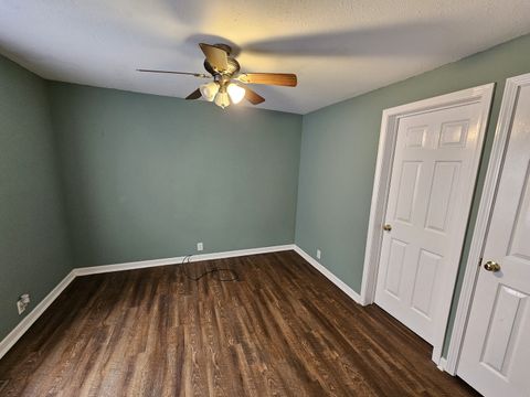 Tiny photo for 1033 S 17th, Mt Vernon, IL 62864 (MLS # 12592782)