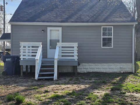 Tiny photo for 1033 S 17th, Mt Vernon, IL 62864 (MLS # 12592782)