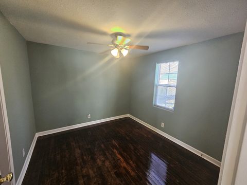 Tiny photo for 1033 S 17th, Mt Vernon, IL 62864 (MLS # 12592782)