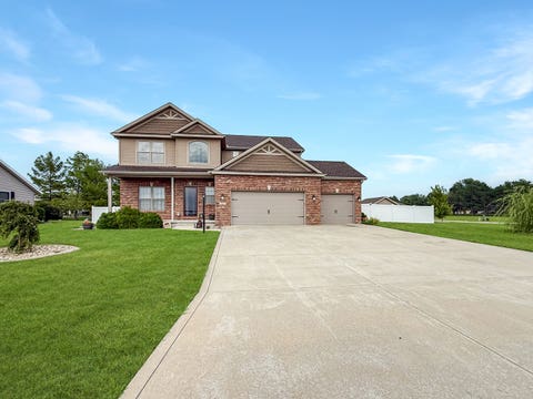 Tiny photo for 217 N Pointe Drive, Gifford, IL 61847 (MLS # 12729420)