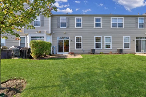 Tiny photo for 2420 Evergreen Circle, McHenry, IL 60050 (MLS # 12783977)