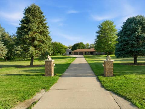 Tiny photo for 7919 E 1425 North Road N, Bloomington, IL 61705 (MLS # 12736658)
