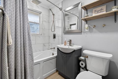 Tiny photo for 641 Mckinley Avenue, Mundelein, IL 60060 (MLS # 12576673)