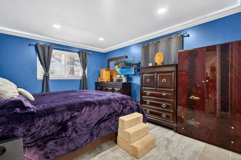 Tiny photo for 641 Mckinley Avenue, Mundelein, IL 60060 (MLS # 12576673)