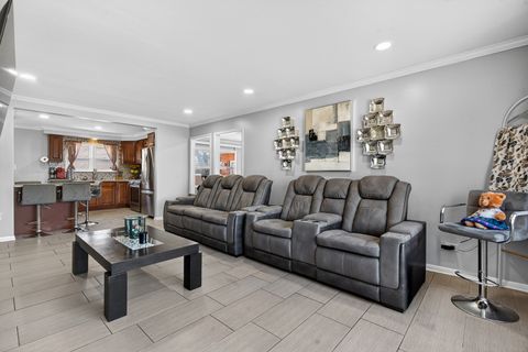 Tiny photo for 641 Mckinley Avenue, Mundelein, IL 60060 (MLS # 12576673)