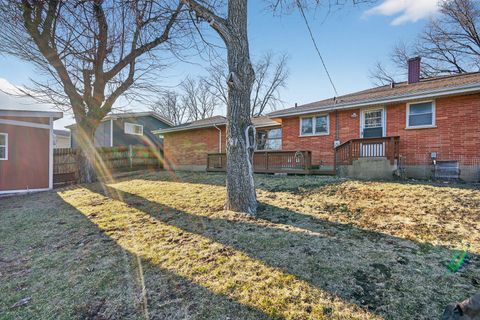 Tiny photo for 641 Mckinley Avenue, Mundelein, IL 60060 (MLS # 12576673)